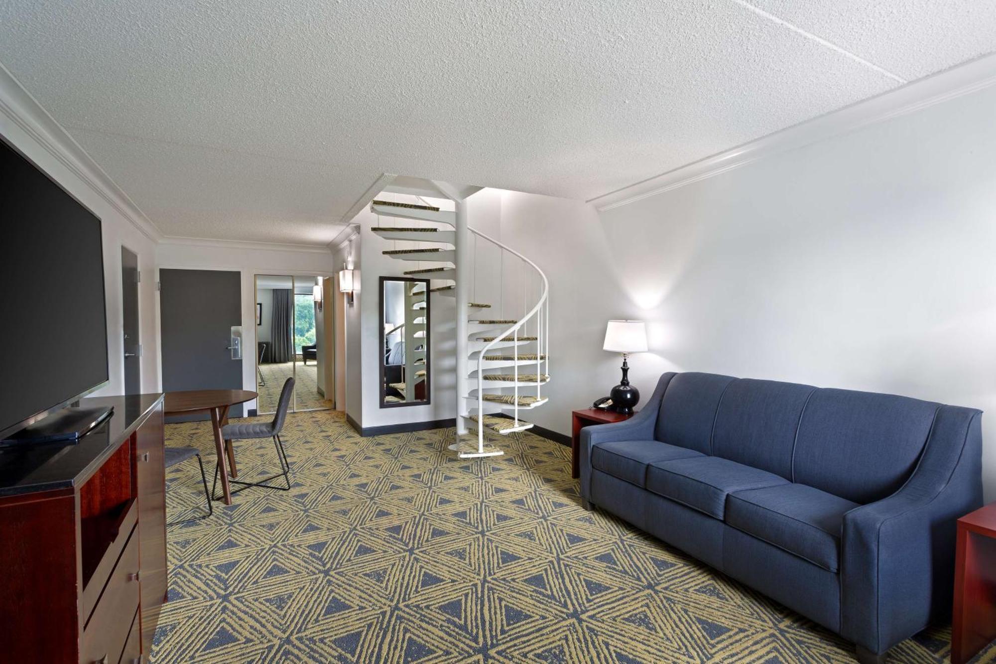 Готель Doubletree By Hilton Pittsburgh - Meadow Lands Вашингтон Екстер'єр фото